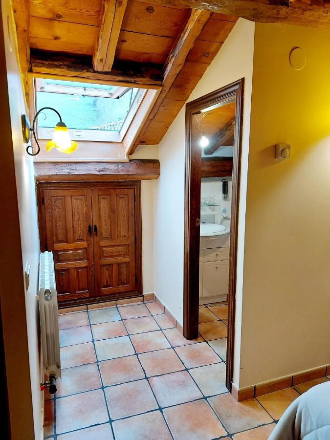 Casa Rural El Quemao Guest House บีโญสลาดา เด กาเมรอส ภายนอก รูปภาพ
